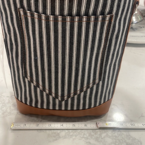 Blue and white striped denim refrigerated wine bag by TIRRINIA - Picture 7 of 7